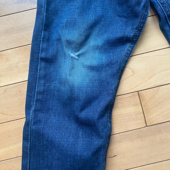 H&M distressed denim 4-5Y - Picture 10 of 11